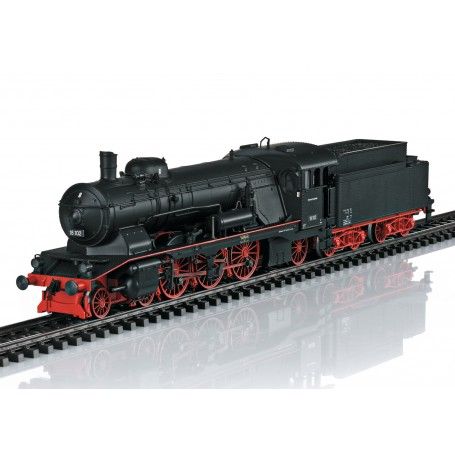 Märklin 37119 (HO) class 18.1 express steam locomotive (DB) Era III