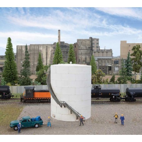 Walthers Cornerstone 3893 (N) Oil Storage Tank -- Kit