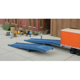Walthers Cornerstone 4130 (HO) Loading Ramps -- Kit - pkg(2)
