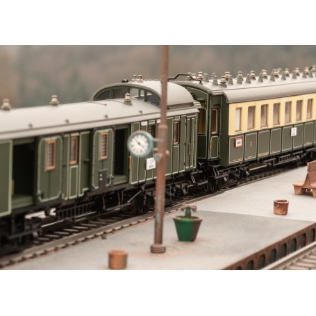 鉄道模型  Modell Train Hungary 060 DA Diesel locomotive 060-DA, Train Hungary, Albert Modell, H0