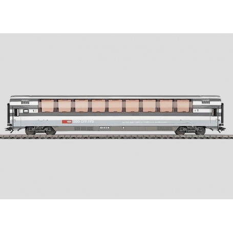 Märklin 4365 (HO) type Apm Euro City Panorama Express Train Passenger Car, 1st class with preiser figures (consignment)