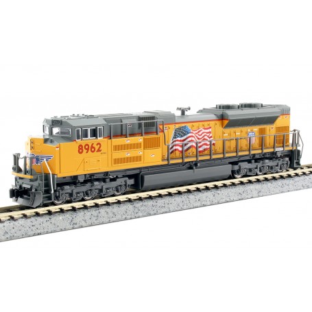 KATO 176-8528 (N) EMD SD70ACe, Nose Headlight - Union Pacific 8962