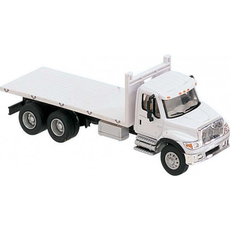 Walthers SceneMaster 11650 (HO) International® 7600 3-Axle Flatbed Truck - MOW Logo Decals Included