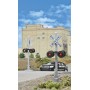 Walthers SceneMaster 4333 (HO) Crossing Flashers -- Set of 2 Working Signals