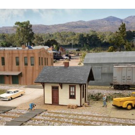 Walthers Cornerstone 4061 (HO) Flag Stop Station -- Kit