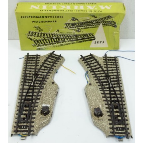 Märklin 5117 (each) (HO) Switches 2PK, left and right - M-track (consignment)