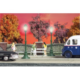 Walthers SceneMaster 4302 (HO) Small Street Lights pkg(2)