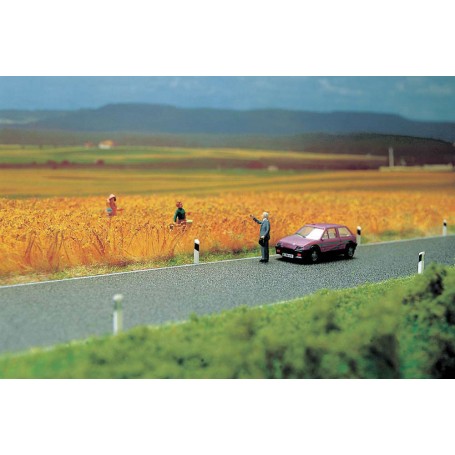 Walthers SceneMaster 1255 (HO) Flexible Self-Adhesive Paved Roadway -- Unmarked