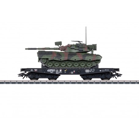 Märklin 48879 (HO) Type Rlmmps Heavy-Duty Flat Car, Leopard 1A1 battle tank