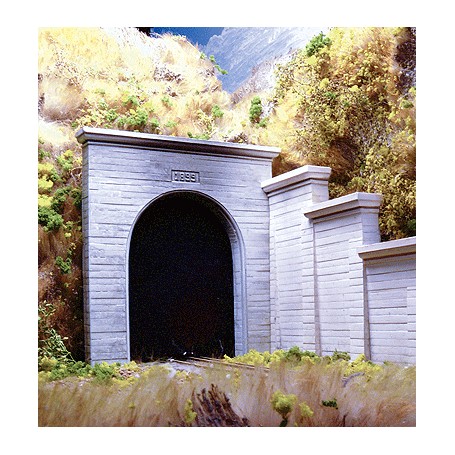 Chooch Enterprise 8320 (HO) Single-Track Concrete Tunnel Portal