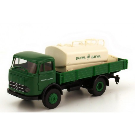Brekina 4805 (HO) Mercedes LP 328 Tank truck "Baywa-Lagerhaus" (consignment)
