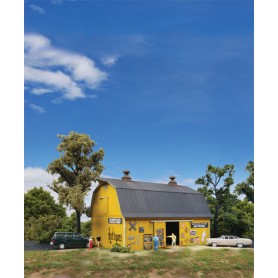 Walthers Cornerstone 3339 (HO) Antiques Barn -- Kit
