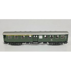 Märklin 4131 (HO) Rebuilt Passenger Car - 1st & 2nd Class - (DB) (consignment)