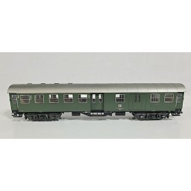 Märklin 4133 (HO) Rebuilt Passenger/Baggage Car - (DB) (consignment)