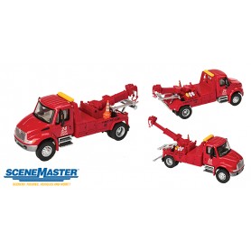 Walthers SceneMaster 11531 (HO) International® 4300 Tow Truck - Red