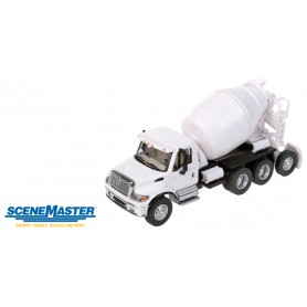 Walthers SceneMaster 11678 (HO) International® 7600 3-Axle Cement Mixer - White