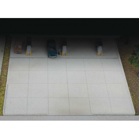 Walthers Cornerstone 3886 (N) Modern Parking Lot - 8 Sections -- Kit