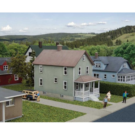Walthers Cornerstone 3888 (N) Two-Story Frame House -- Kit