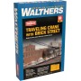 Walthers Cornerstone 4096 (HO) Traveling Crane with Brick Street -- Kit