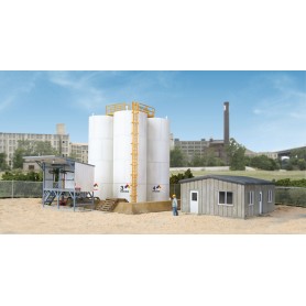 Walthers Cornerstone® 4038 (HO) Truck-Served Fuel Distributor -- Kit